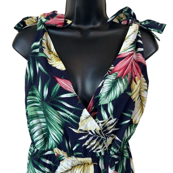 Superdown Penelope Palm Front Wrap Romper - Picture 11 of 14